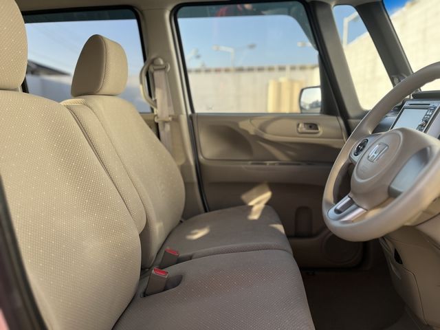 HONDA N BOX 2013 Image 31