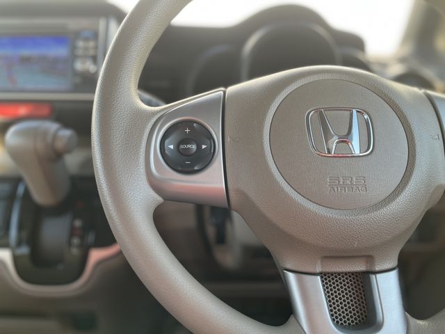 HONDA N BOX 2013 Image 31