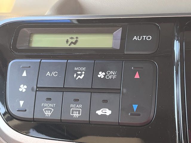 HONDA N BOX 2013 Image 31