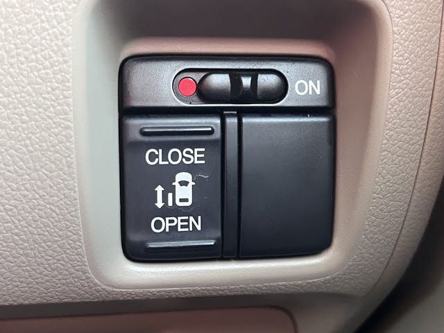 HONDA N BOX 2013 Image 31