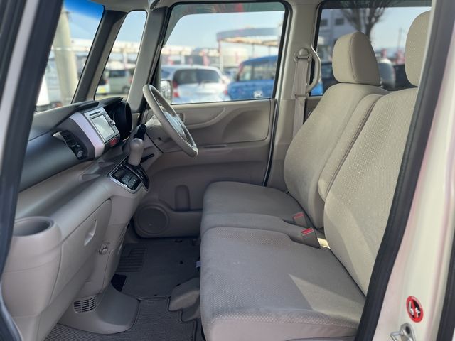 HONDA N BOX 2013 Image 31