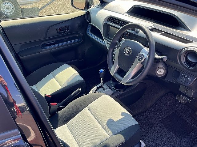 TOYOTA AQUA 2014 Image 31