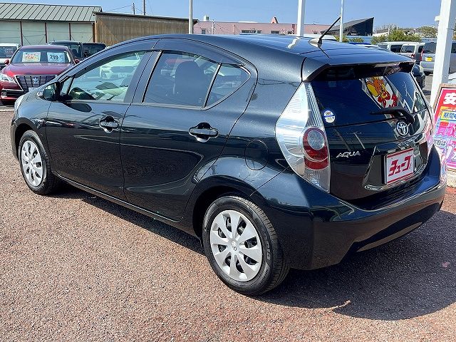 TOYOTA AQUA 2014 Image 31