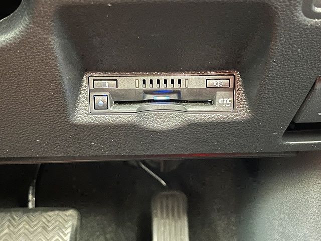 TOYOTA YARIS HYBRID 2022 Image 31