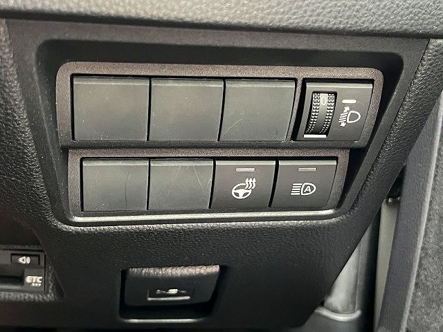 TOYOTA YARIS HYBRID 2022 Image 31