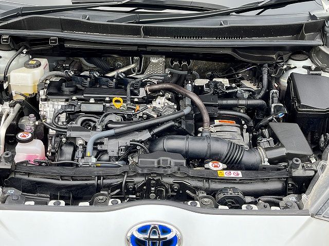 TOYOTA YARIS HYBRID 2022 Image 31