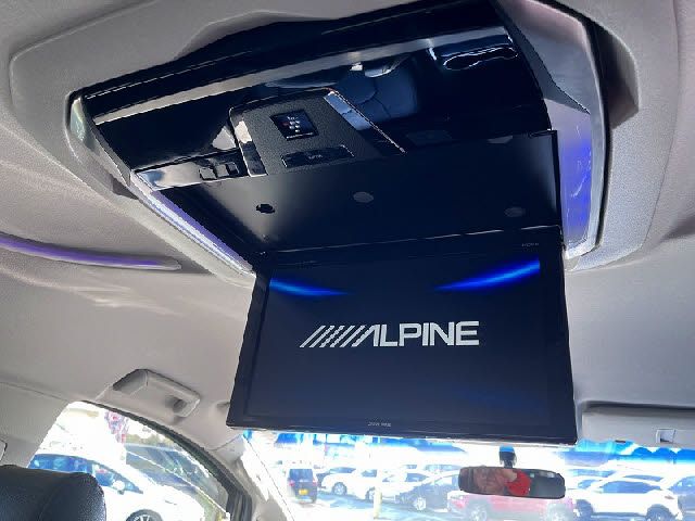 TOYOTA VELLFIRE 2015 Image 31