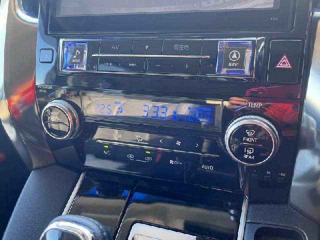 TOYOTA VELLFIRE 2015 Image 31