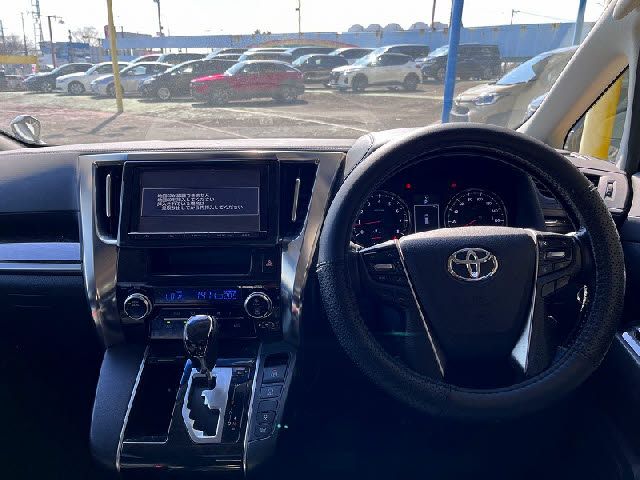 TOYOTA ALPHARD 2015 Image 31