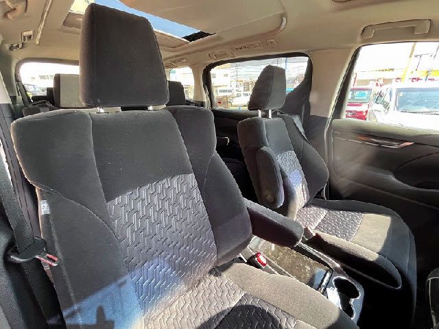 TOYOTA ALPHARD 2015 Image 31