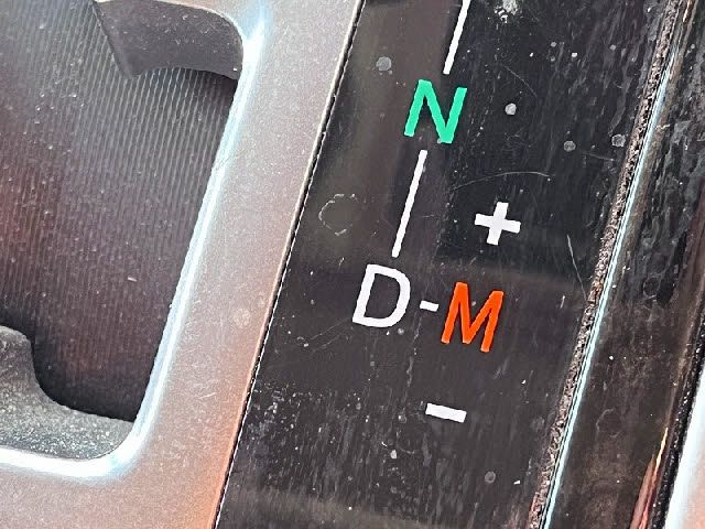 TOYOTA ALPHARD 2015 Image 31