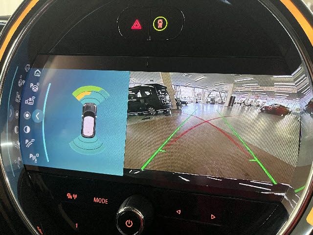 BMW MINI COOPER D CROSSO 2022 Image 31