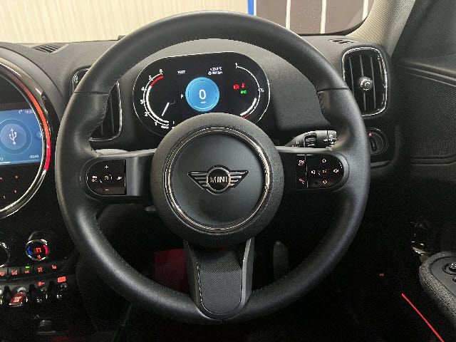 BMW MINI COOPER D CROSSO 2022 Image 31