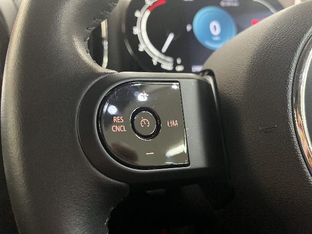 BMW MINI COOPER D CROSSO 2022 Image 31