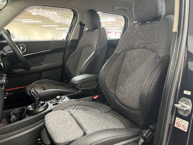 BMW MINI COOPER D CROSSO 2022 Image 31