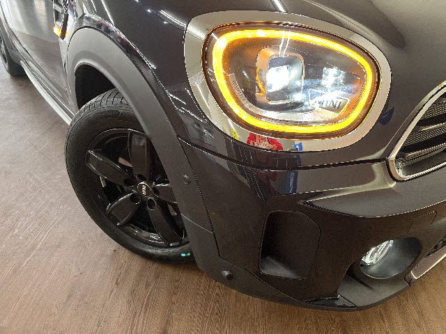 BMW MINI COOPER D CROSSO 2022 Image 31