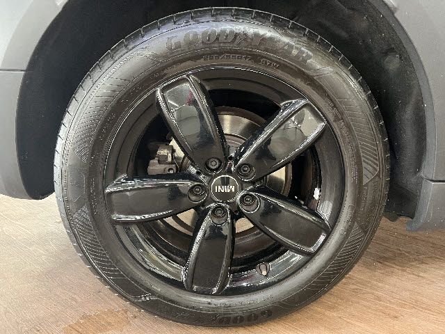 BMW MINI COOPER D CROSSO 2022 Image 31