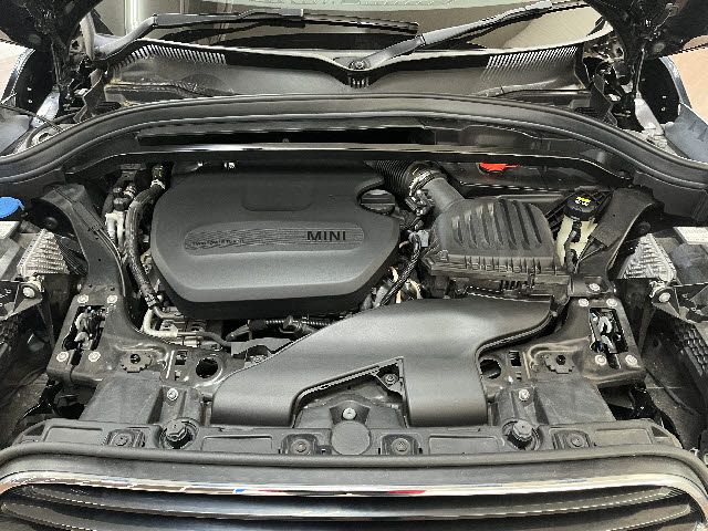 BMW MINI COOPER D CROSSO 2022 Image 31