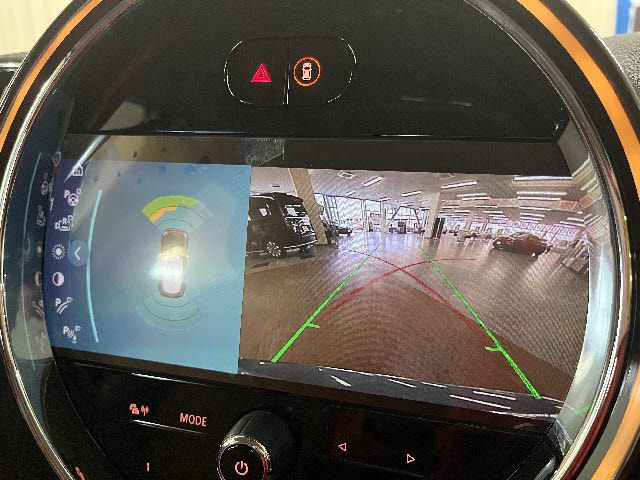 BMW MINI COOPER D CROSSO 2023 Image 31