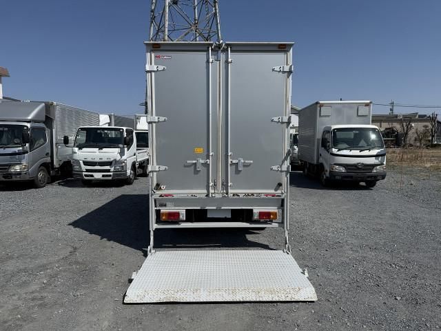 HINO DUTRO 2020 Image 31