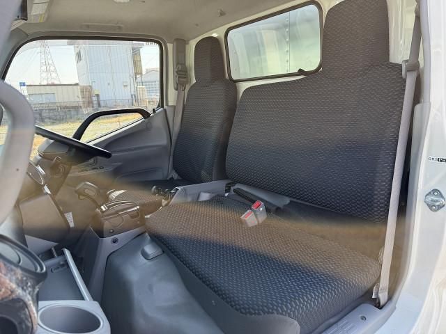 HINO DUTRO 2020 Image 31