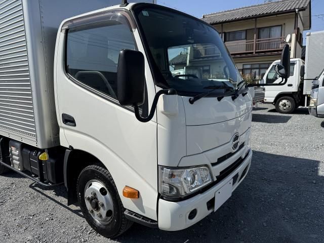 HINO DUTRO 2020 Image 31
