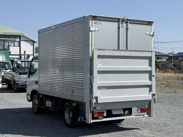 HINO DUTRO 2020 Image 31