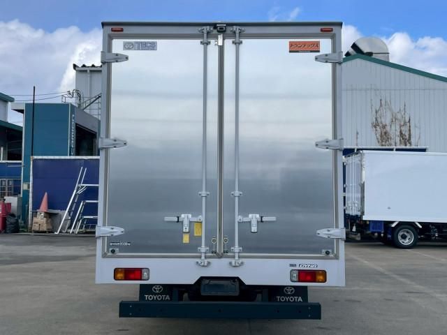 TOYOTA DYNA 2022 Image 31