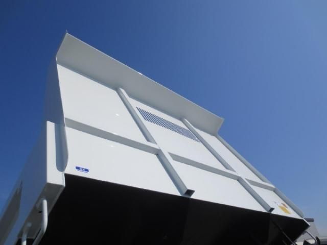 MITSUBISHI FUSOU FIGHTER 2025 Image 31