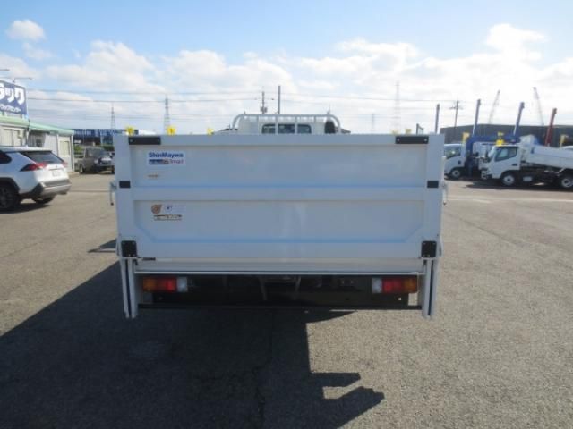 HINO DUTRO 2024 Image 31