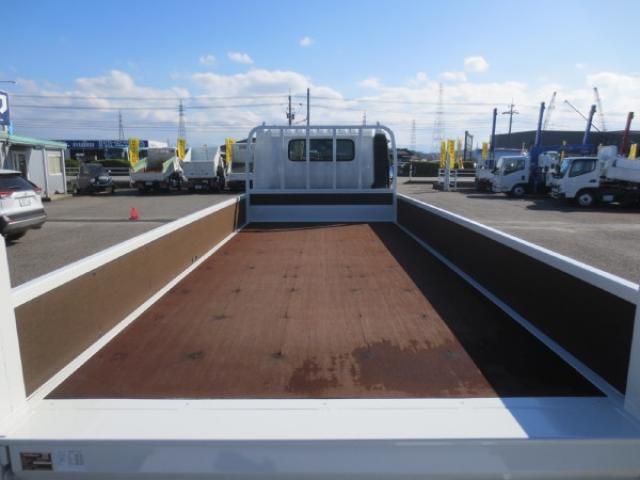 HINO DUTRO 2024 Image 31