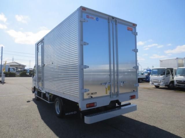 HINO DUTRO 2025 Image 31