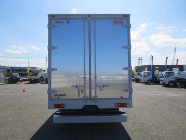 HINO DUTRO 2025 Image 31