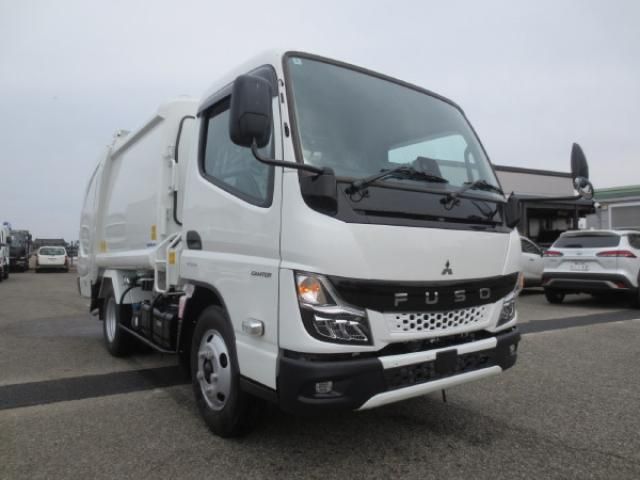 MITSUBISHI CANTER 2025 Image 31
