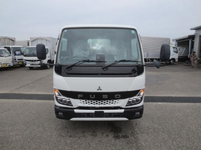 MITSUBISHI CANTER 2025 Image 31