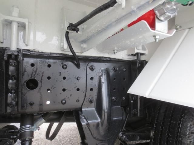 MITSUBISHI CANTER 2025 Image 31