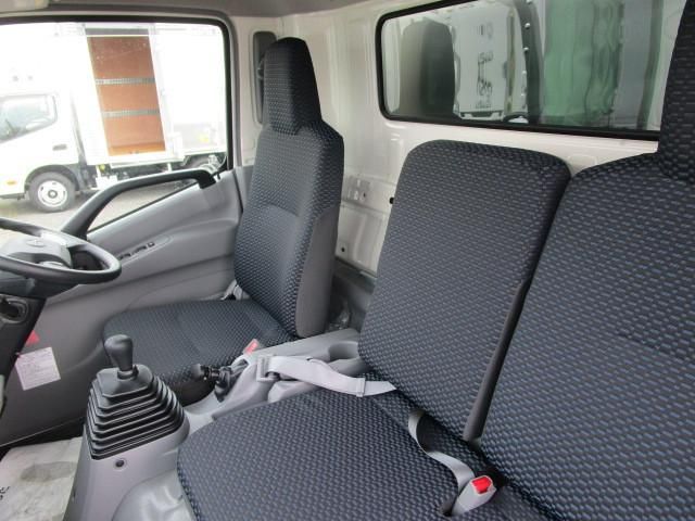 HINO DUTRO 2025 Image 31