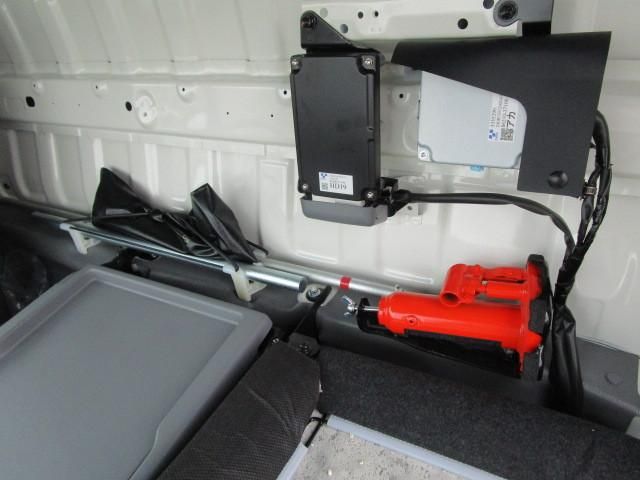 HINO DUTRO 2025 Image 31