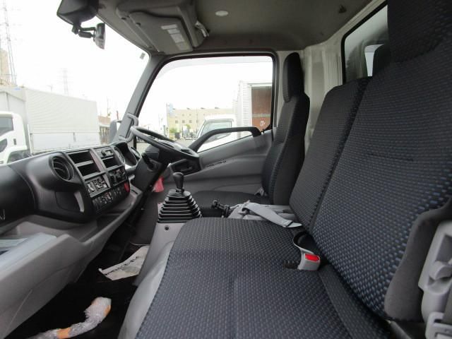 HINO DUTRO 2025 Image 31