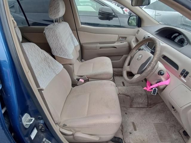 TOYOTA RAUM 2009 Image 31