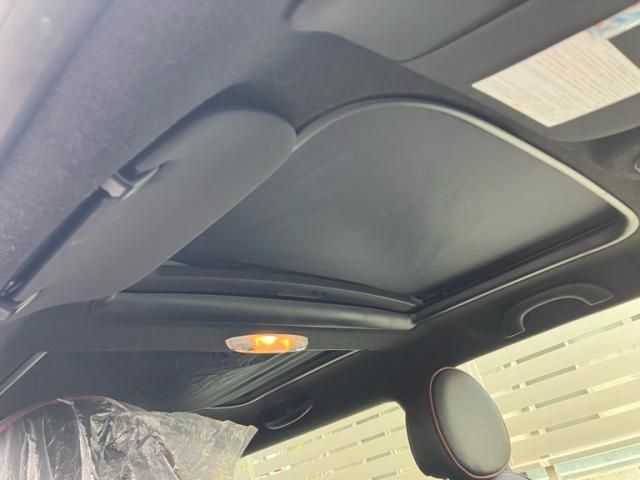 BMW MINI COOPER CLUB 2011 Image 31