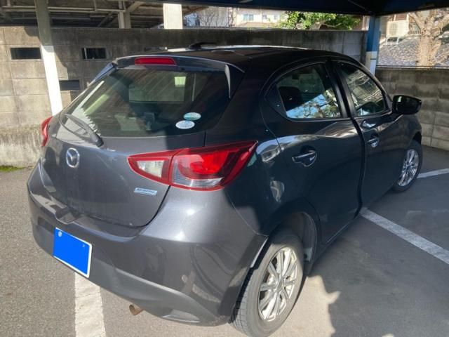 MAZDA DEMIO 2015 Image 31