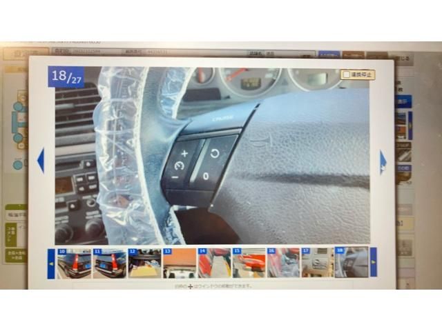 VOLVO V70 2005 Image 31