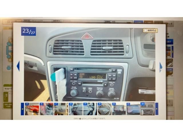 VOLVO V70 2005 Image 31