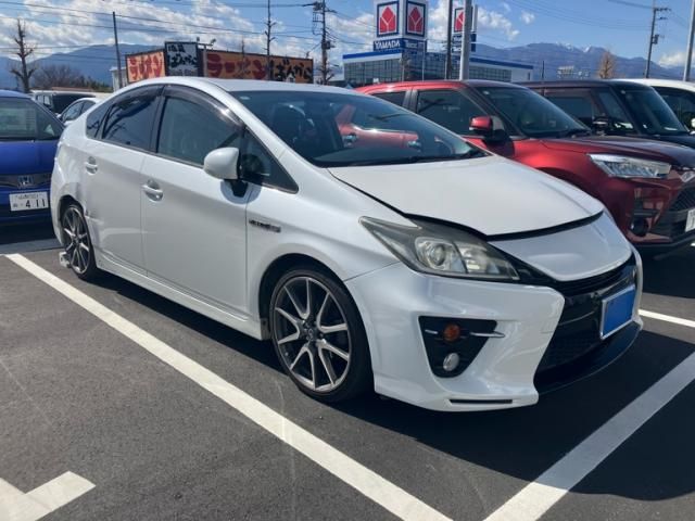 TOYOTA PRIUS 2012 Image 31