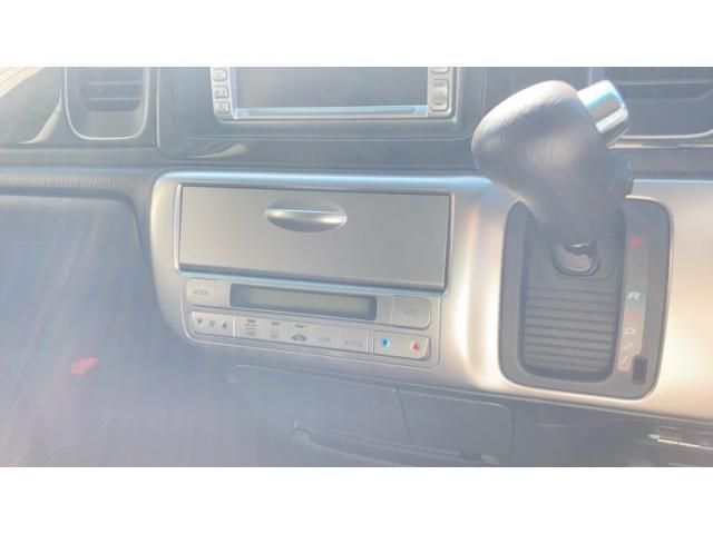 HONDA STEPWAGON SPADA 2004 Image 31