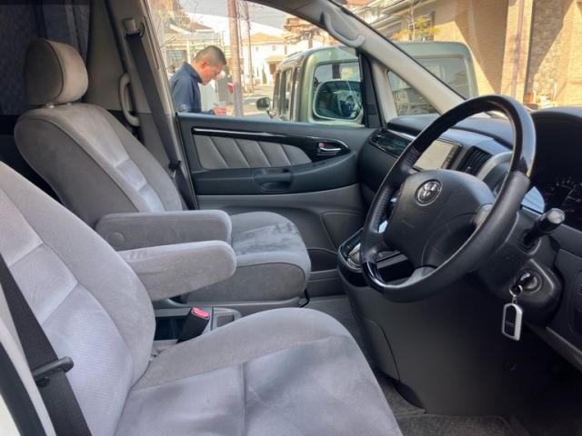 TOYOTA ALPHARD 2006 Image 31
