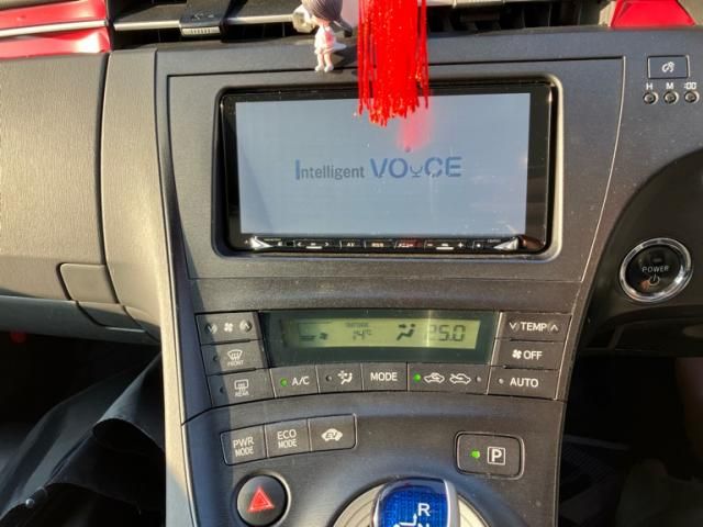 TOYOTA PRIUS 2010 Image 31