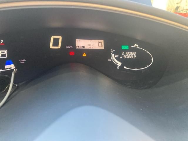 NISSAN SERENA  S-HYBRID 2013 Image 31