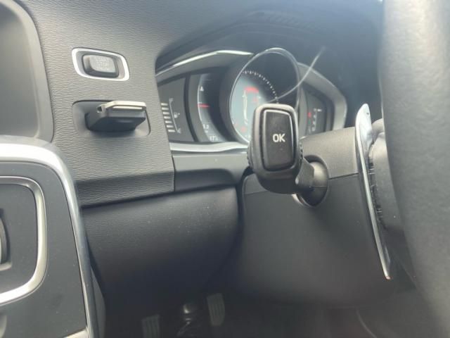 VOLVO S60 2018 Image 31